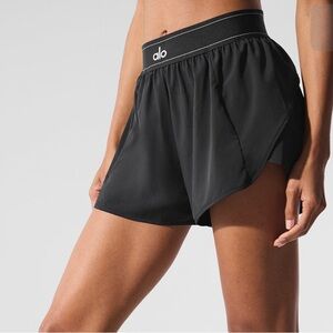 ALO Yoga Women's Black Athletic Shorts